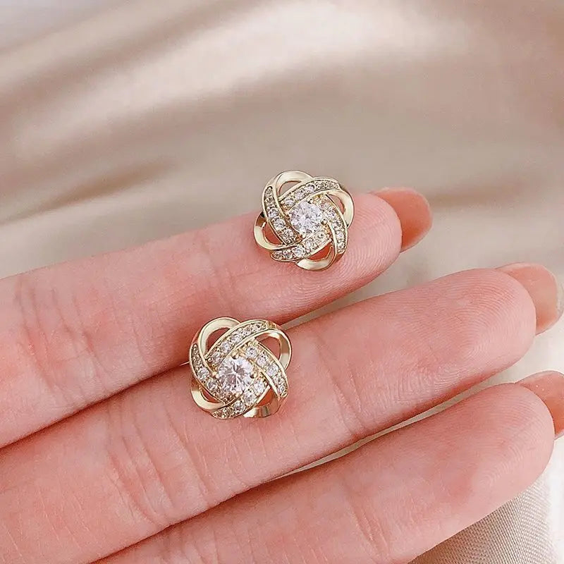 New Exquisite Shiny Zircon Heart Flower Earrings Korean Elegant Square Geometric Crystal Earrings for Women Fashion Jewelry Gift