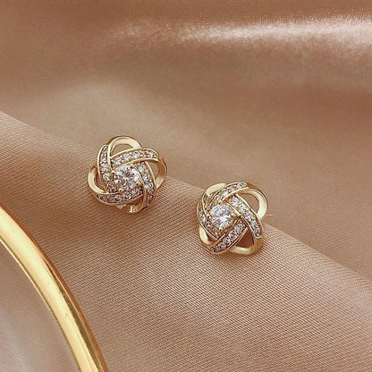 New Exquisite Shiny Zircon Heart Flower Earrings Korean Elegant Square Geometric Crystal Earrings for Women Fashion Jewelry Gift