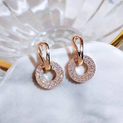 Exquisite Luxury Round Zircon Stud Earrings For Women Shiny Rhinestone Moon Bee Geometrical Earring Girls Party Wedding Jewelry
