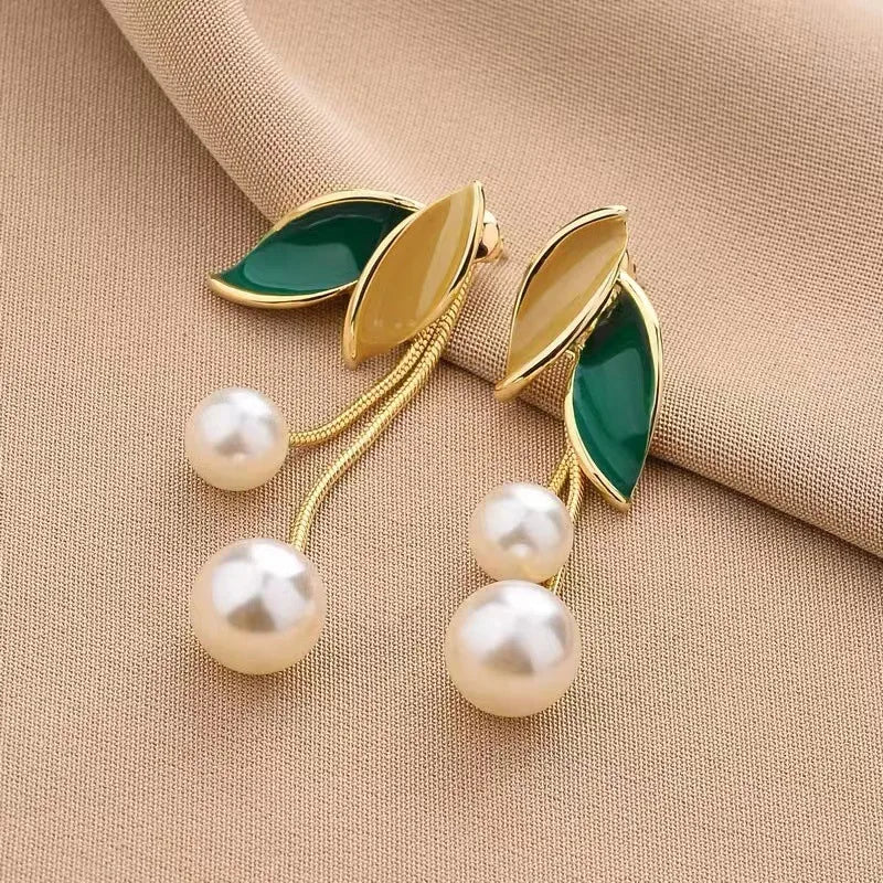 Pearl Leaf Tassel Earrings